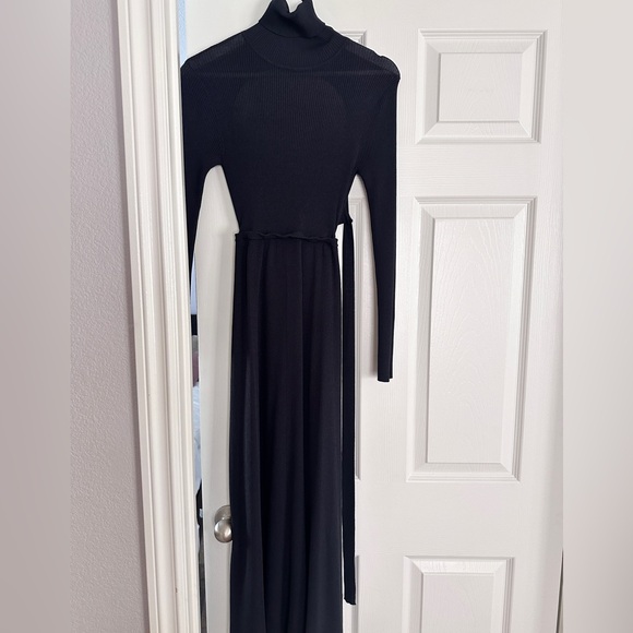 Knit Zara dress with open back size S - Picture 5 of 5